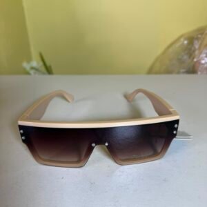 Royal Stallion Oversized Shield Sunglasses – Light Beige/Nude 