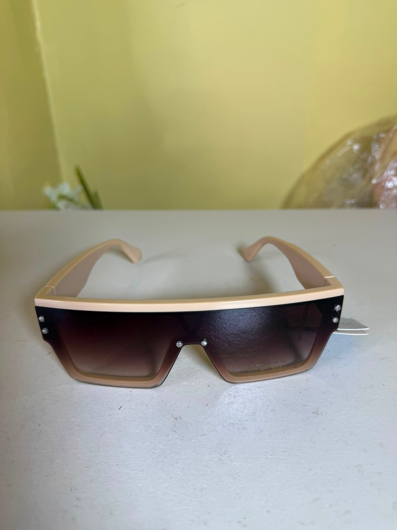 Royal Stallion Oversized Shield Sunglasses – Light Beige/Nude