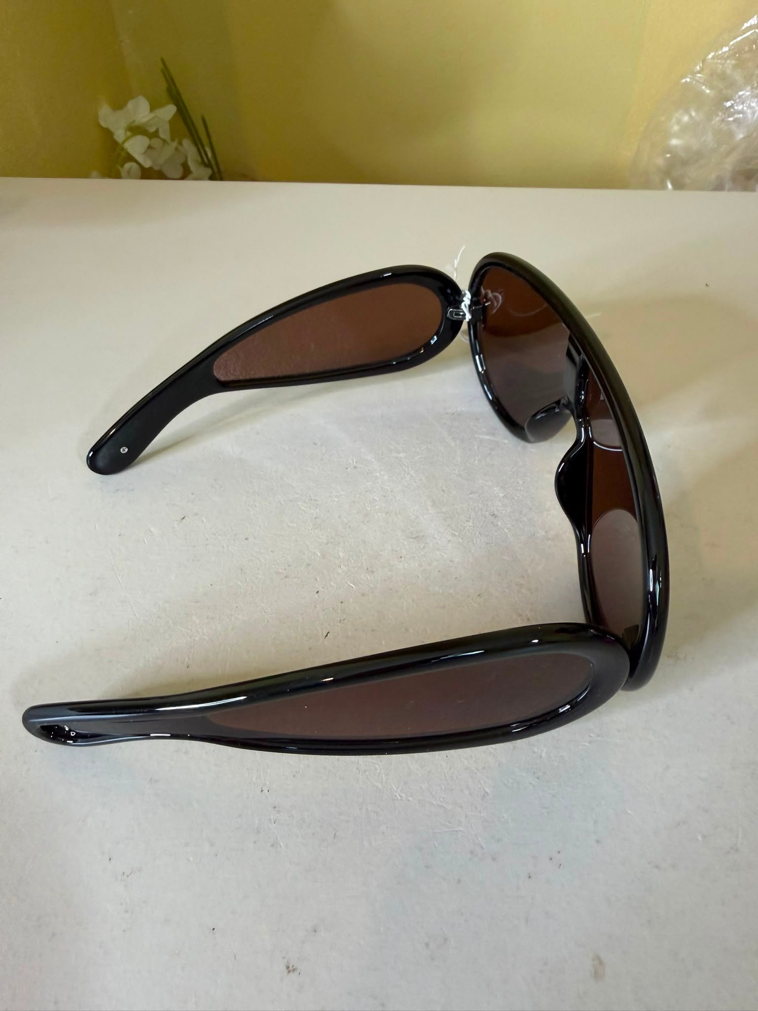 Royal Stallion Wraparound Shield Sunglasses – Glossy Black - Image 3